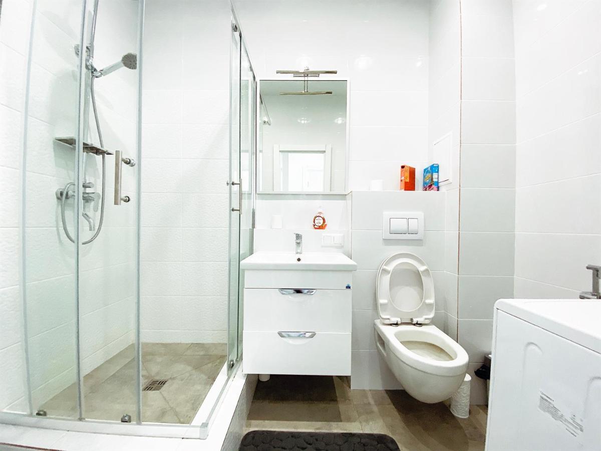 Skyview Apartments Odessa Luaran gambar