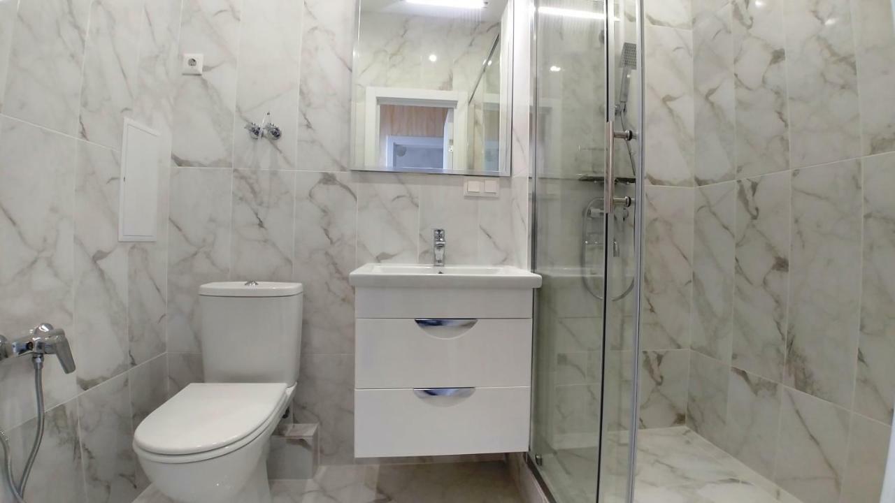 Skyview Apartments Odessa Luaran gambar