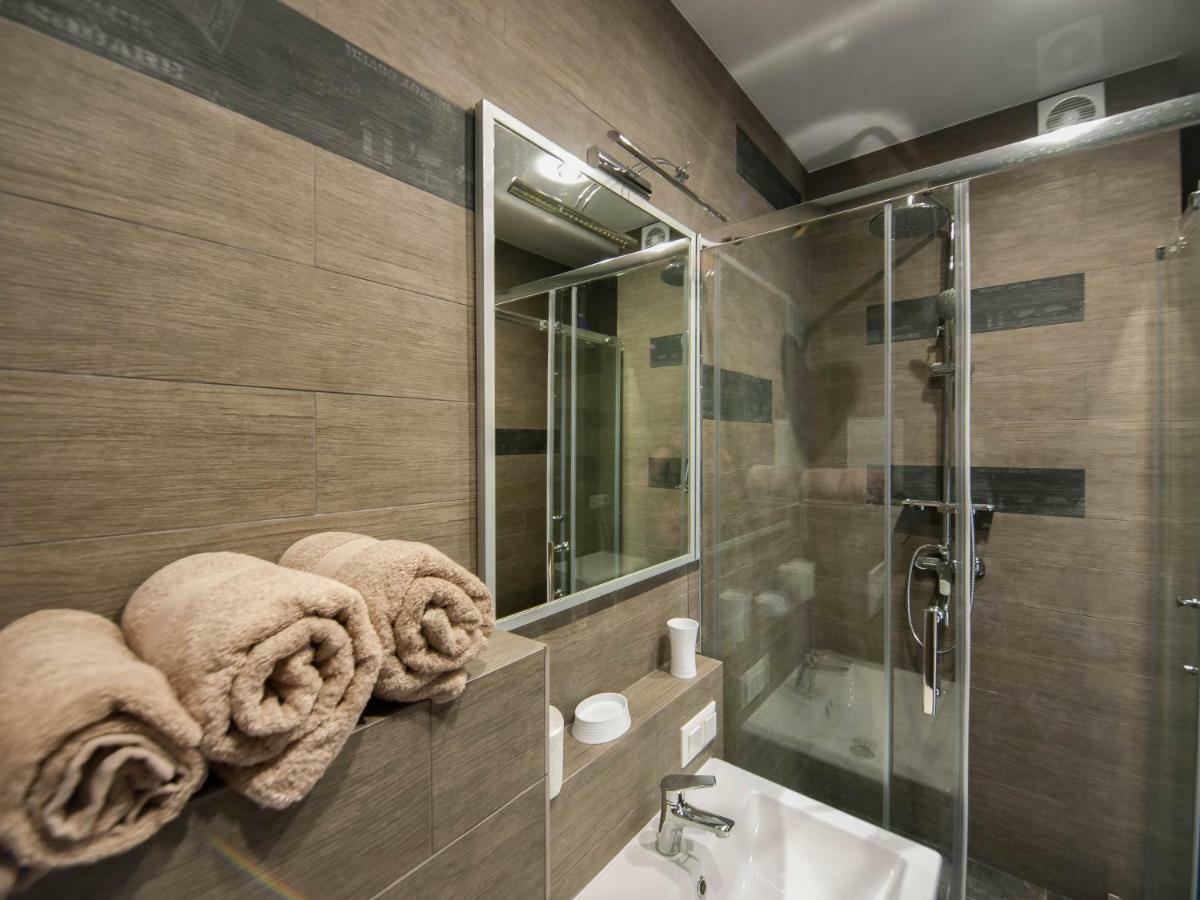 Skyview Apartments Odessa Luaran gambar