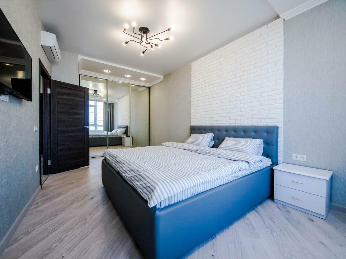 Skyview Apartments Odessa Luaran gambar