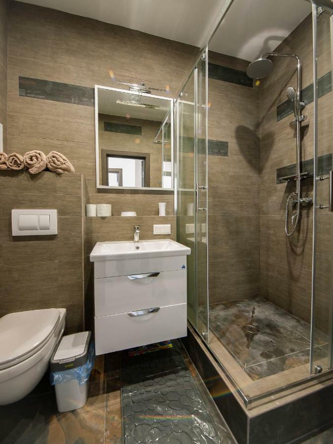 Skyview Apartments Odessa Luaran gambar